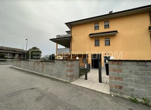 Appartamento in Via Monsignor A. Rastelli, 2 - 1