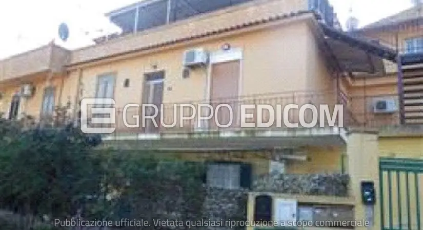 Abitazione di tipo civile in via Comunale contrada Pisciotto 69, frazione Villaggio San Michele - 1