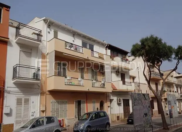 Abitazione di tipo economico in Via Francesco Crispi, 36 - 1