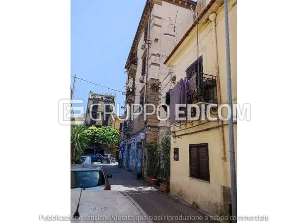 Abitazione di tipo popolare in Via Giovan Battista Caruso, 12 - 1