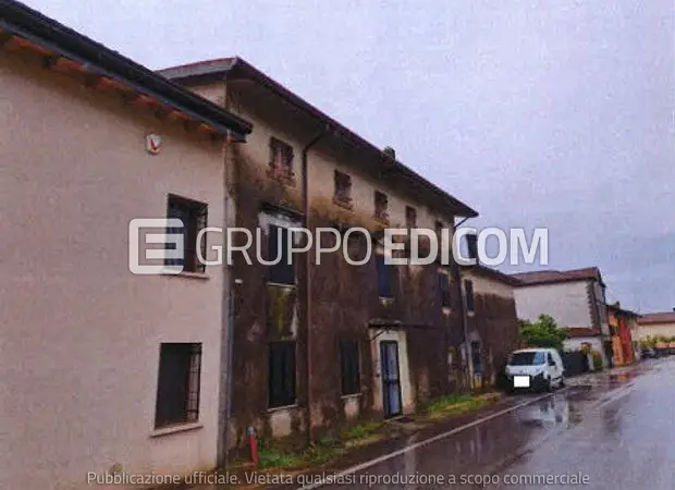 Abitazione di tipo economico in Via Capitello, 35 - 1