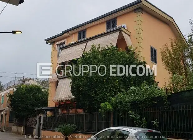 Appartamento in Vicolo Alberto Pinto, 2, 81100 Caserta CE, Italia - 1