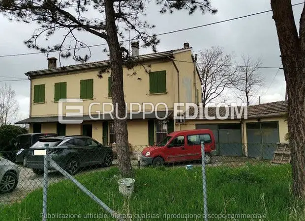 Abitazione di tipo popolare in Via Reale Lavezzola, 24 - 1