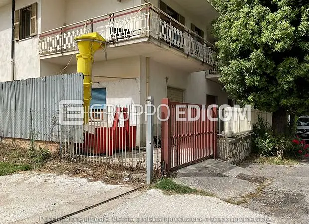 Abitazione di tipo economico in Via Martiri d'Ungheria, 30 - 1