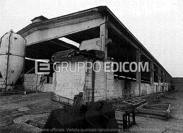 Fabbricati costruiti per esigenze industriali in Via dei Curti, 567 - 1