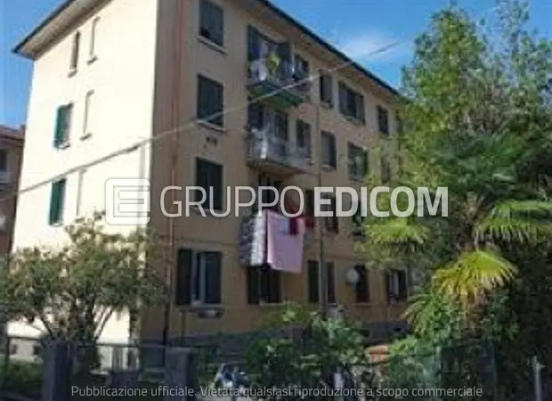 Appartamento in Via Monsignor A. Macchi 20 - 1