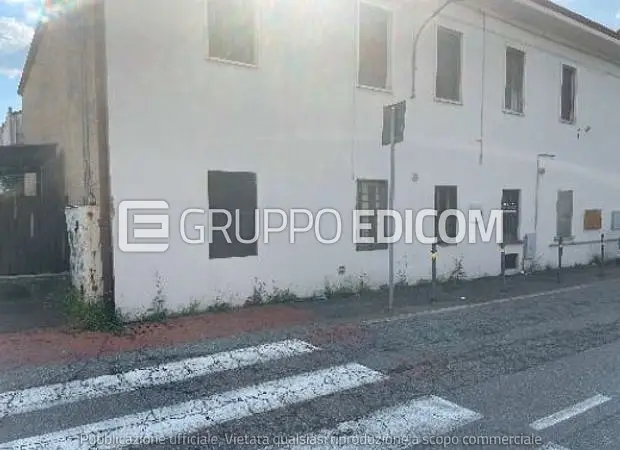 Abitazione di tipo popolare in Via Nino Locarno, 88 - 1