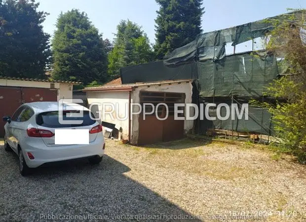 Abitazione di tipo economico in Via L. Cadorna, 61 - 1