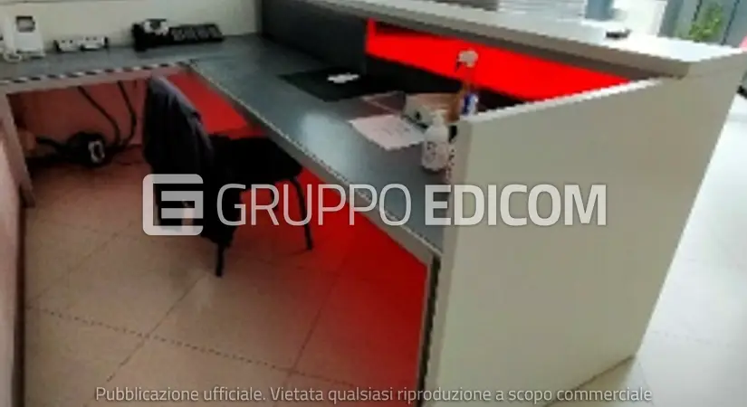 Mobili e arredo per ufficio - 1